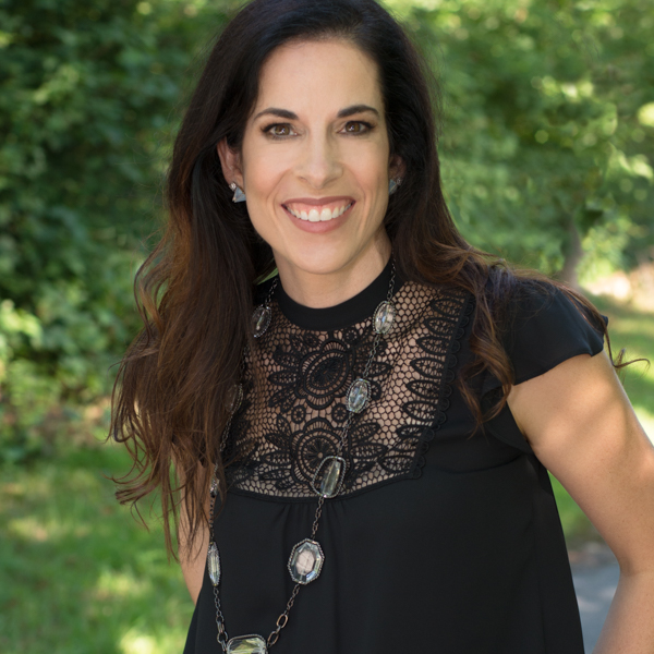 Dr. Kristen Lee headshot