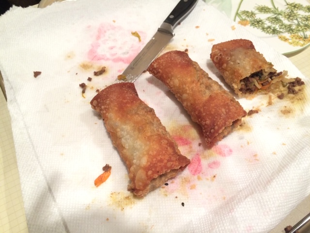 egg rolls.JPG