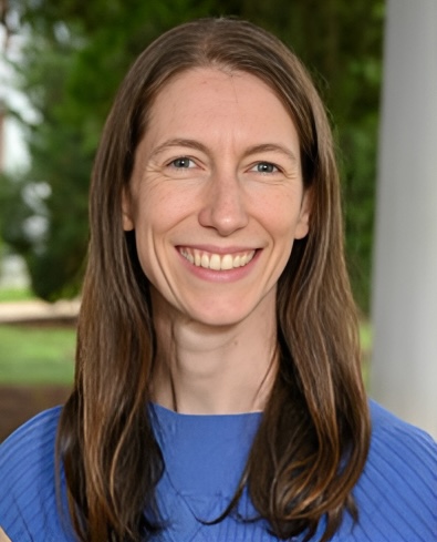 Julia Malafarina Headshot.jpg